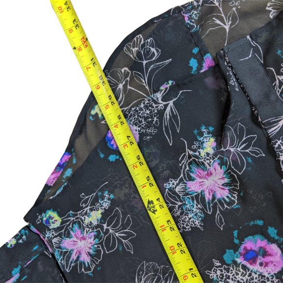 Lauren Conrad Long Button Up Blouse Floral Print on Black - Large - Picture 11 of 11